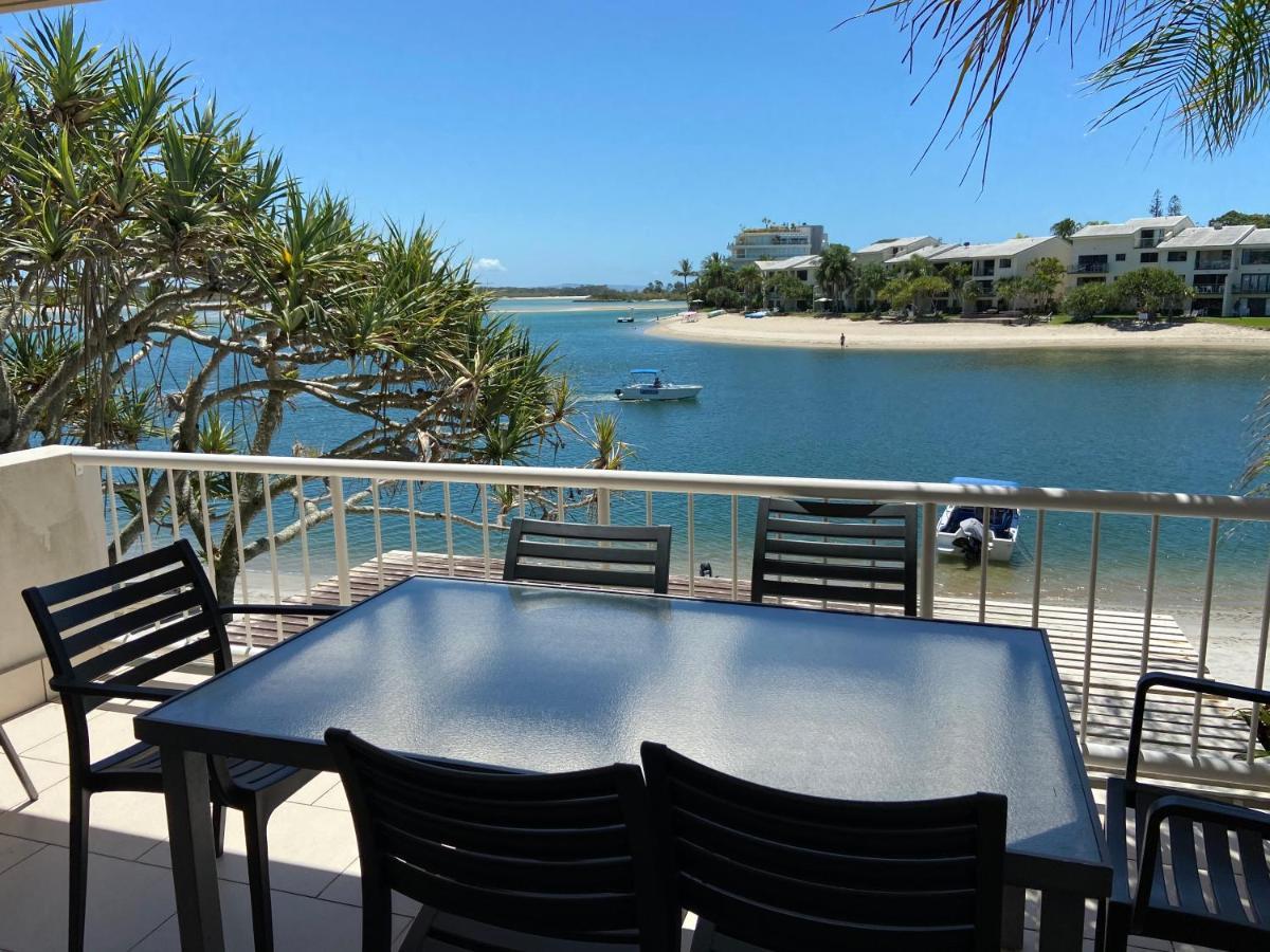 Skippers Cove Waterfront Resort Noosaville Exterior photo